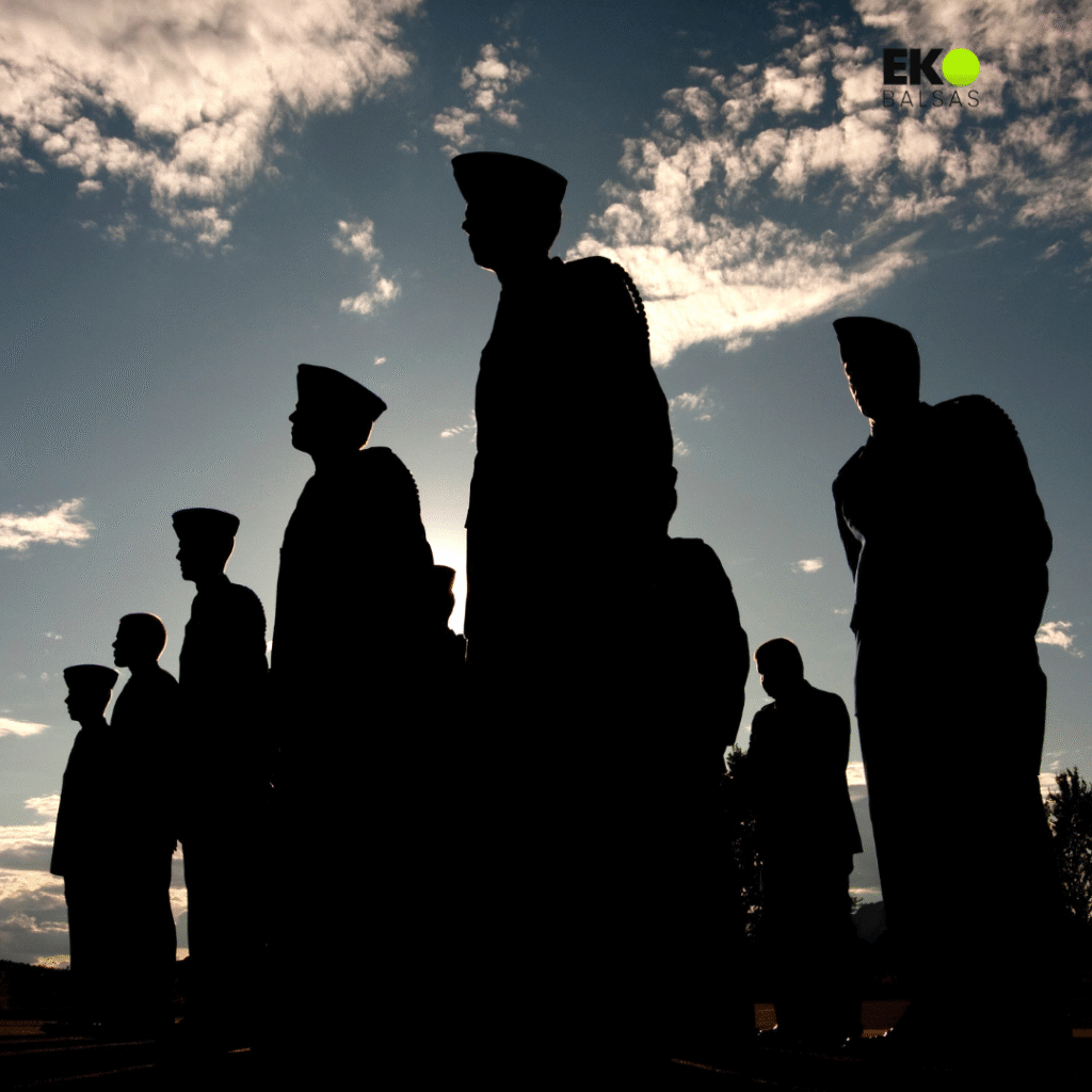 Karo mokslas: teorijos, praktikos ir šiuolaikinės perspektyvos 2 karo mokslas