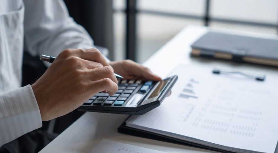 Kuro skaičiuoklė: Jūsų kelias į efektyvesnį vairavimą ir taupymą 9 kuro skaičiuoklė