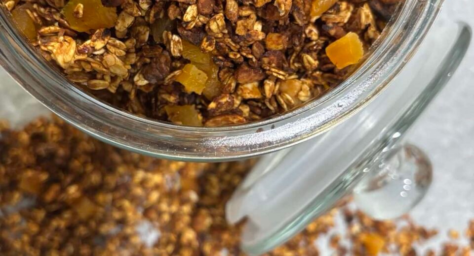 Naminė granola: traškūs pusryčiai, kuriuos norėsite valgyti kasdien 3 Naminė granola